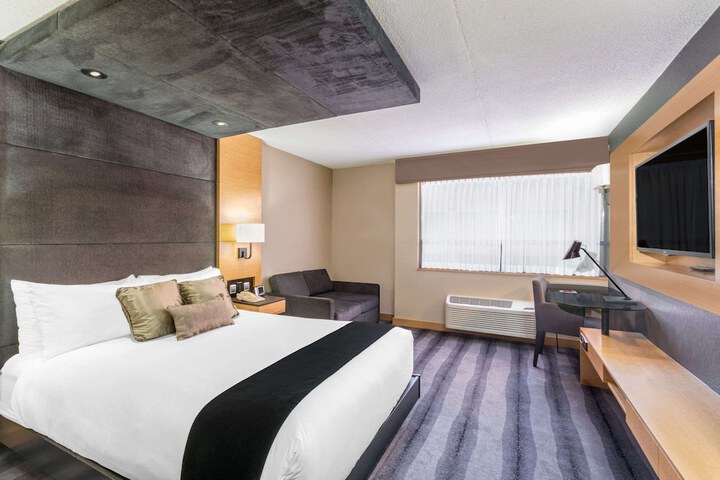 Room 21 of 41