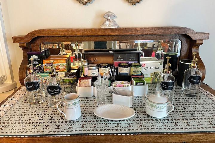 Breakfast/Coffee Service 48 of 54