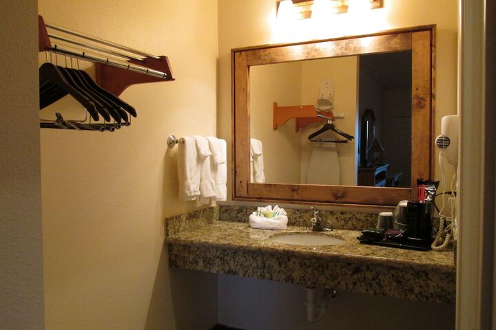 Room 38 of 58
