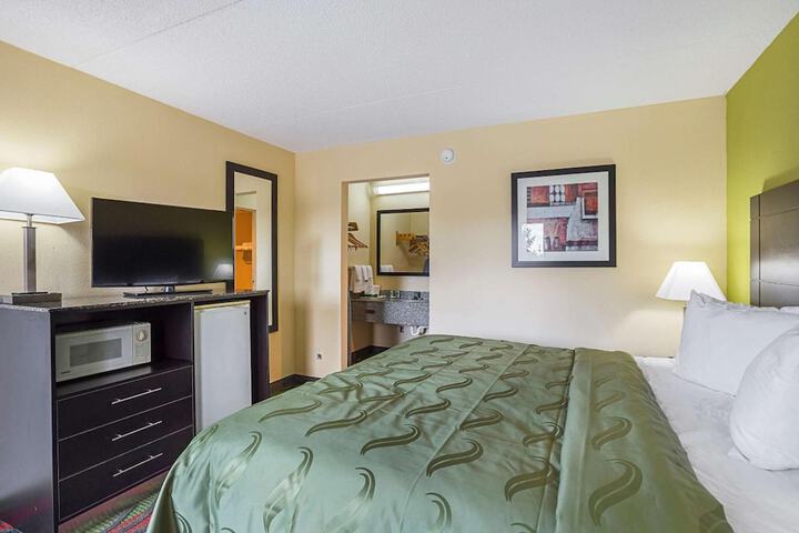 Room 20 of 36