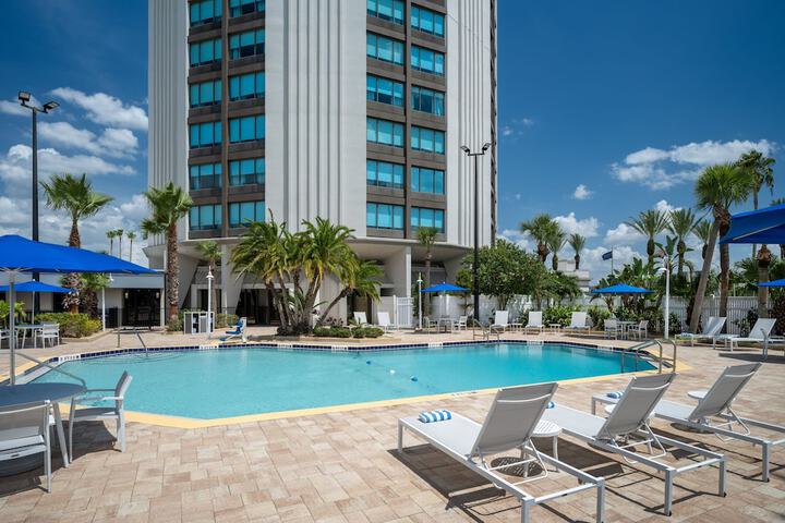 Pool 8 of 40