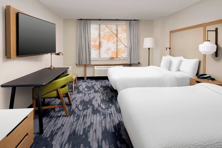 Room 8 of 20