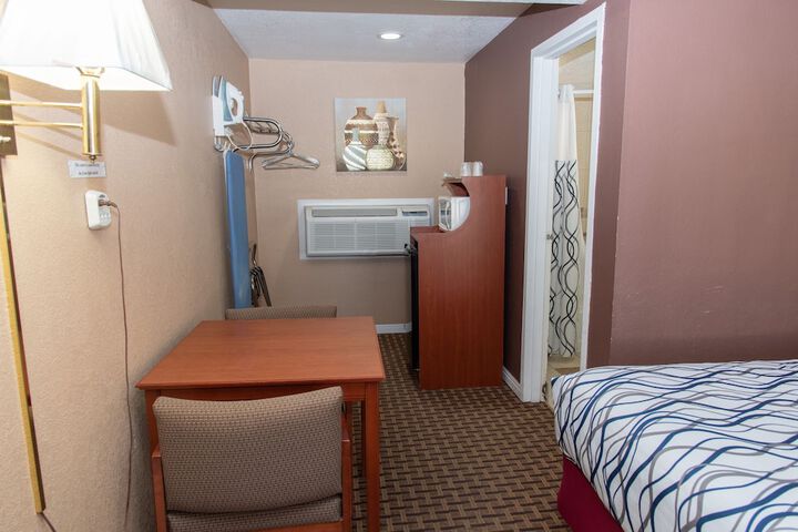 Room 29 of 48