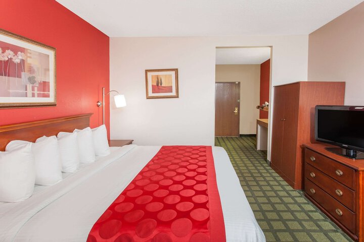 Room 7 of 26