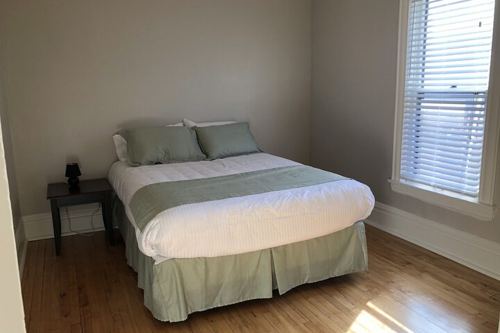 Room 15 of 28