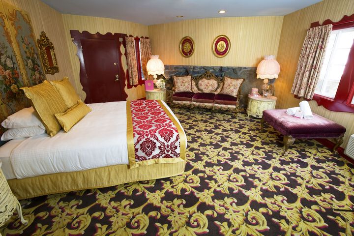 Room 95 of 461