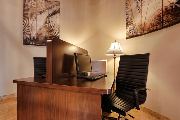 Business Center 48 of 48