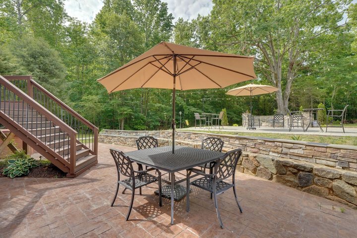 Luxury Estate: Game Room & Pickleball Court
