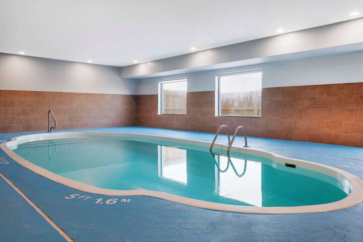 Comfort Inn Kendallville East