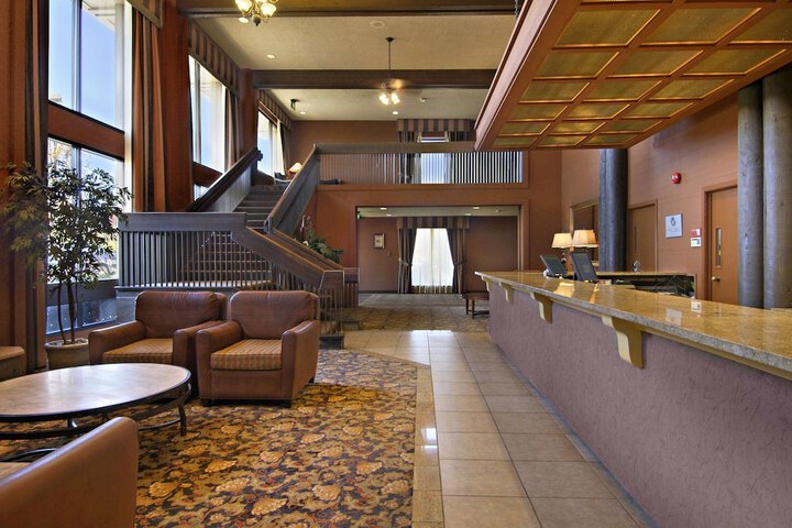 Hotel Interior 6 of 25
