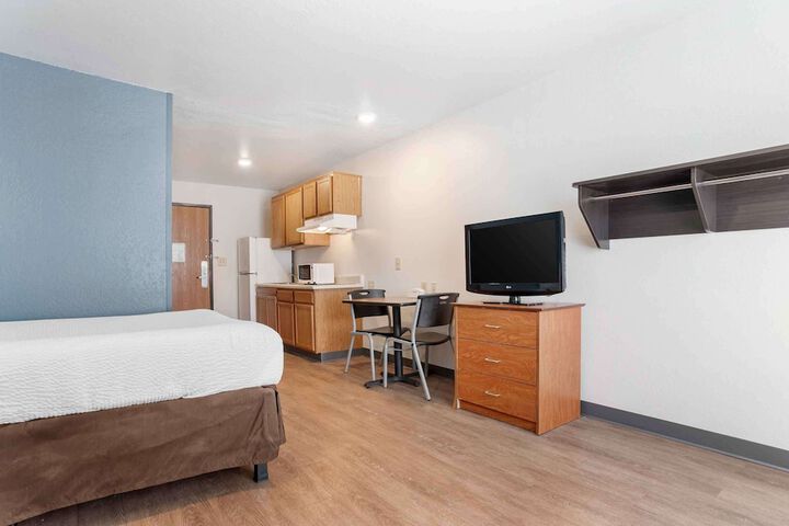 Room 18 of 26