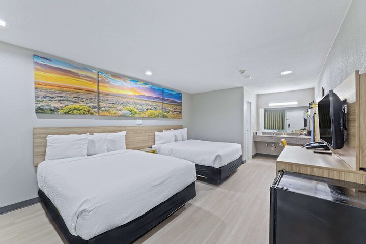 Room 34 of 41