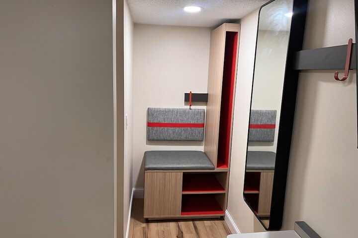 Room 21 of 26
