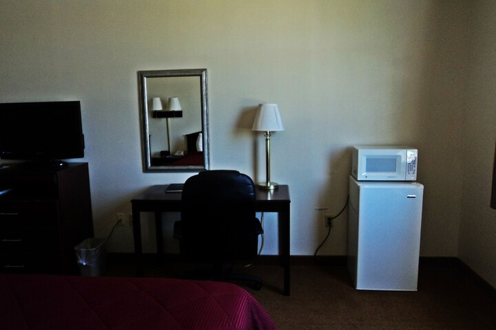 Room 7 of 25