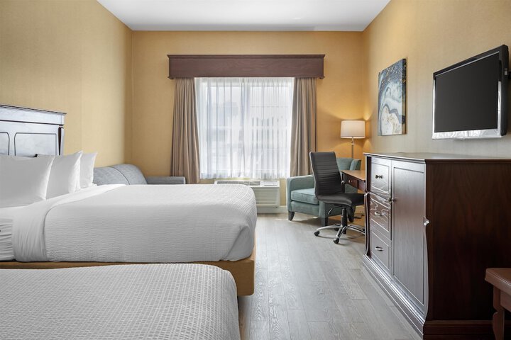 Best Western Plus Fredericton Hotel & Suites