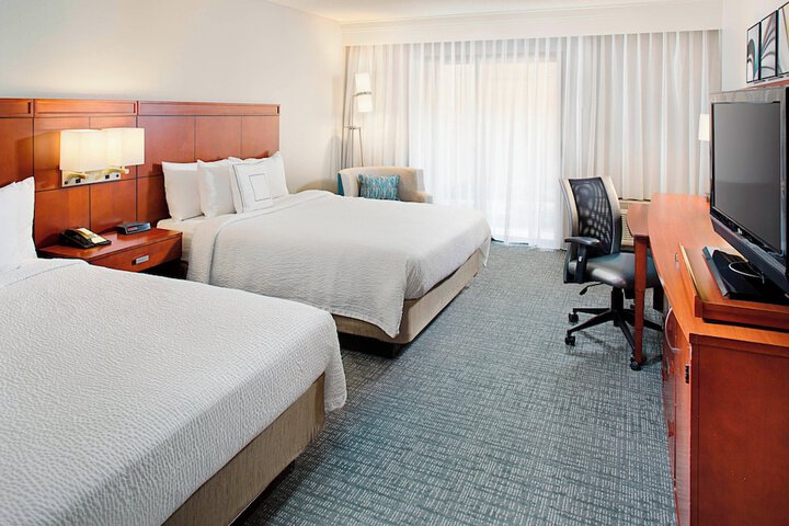 Room 9 of 22
