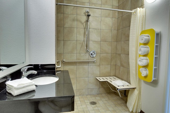 Motel 6 Poplar Bluff MO