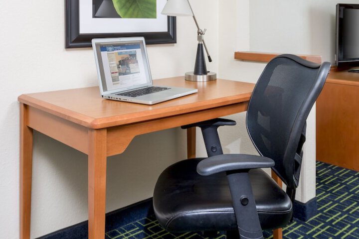 Fairfield Inn & Suites Joliet North / Plainfield