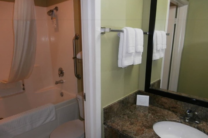 Quality Inn & Suites Ridgeland