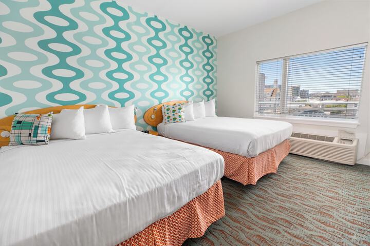 Starlux Hotel