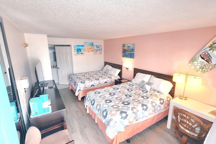 Room 8 of 26