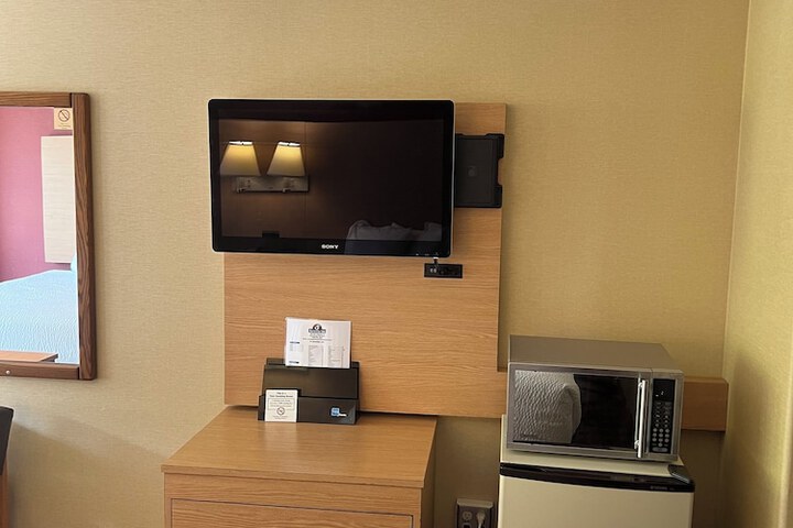 Room 13 of 15