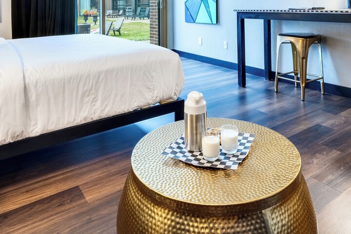 The Highlander Hotel Iowa City an Ascend Collection Hotel