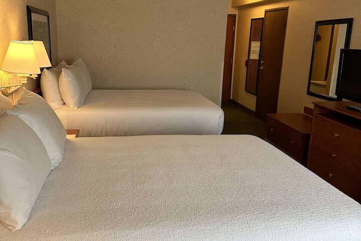 Room 38 of 53