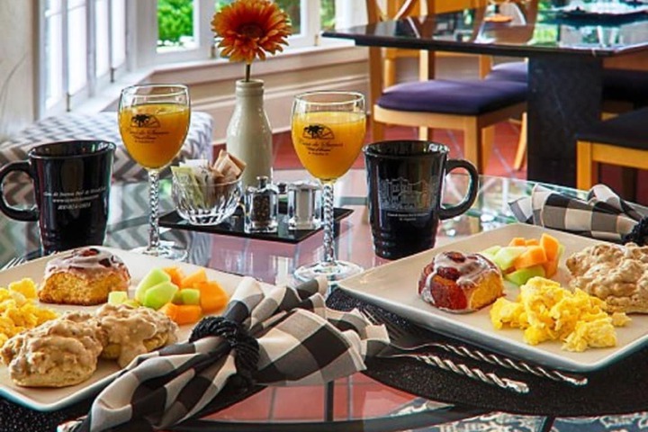 Breakfast/Coffee Service 51 of 60