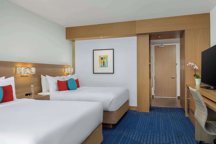 Room 25 of 90