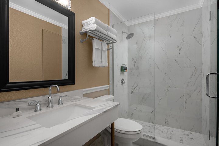 Room 10 of 75