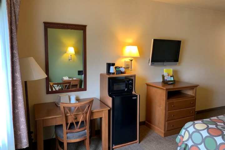 Room 41 of 64