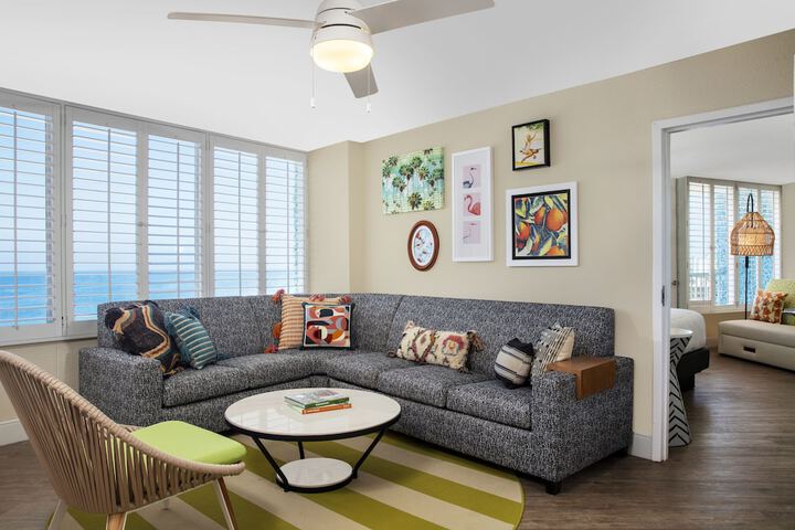 Room 8 of 42