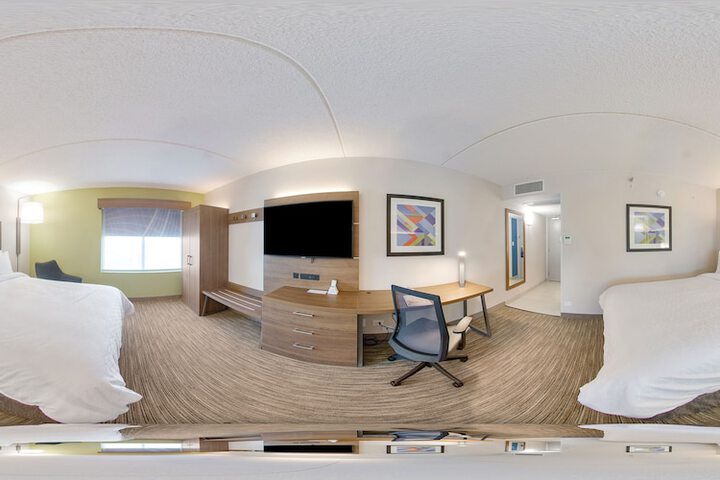 Holiday Inn Express Naperville by IHG
