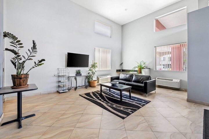 Super 8 by Wyndham Marana / Tucson Area