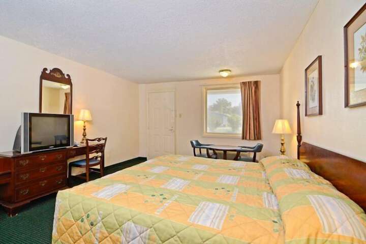 Motel 6 Sandersville GA