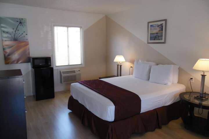 Room 27 of 41