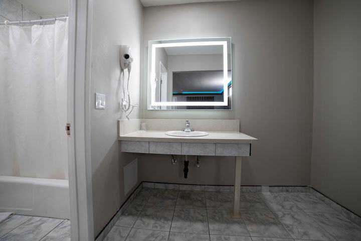 Artesia Motor Inn