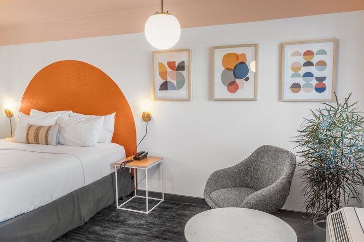 The Sandman Santa Rosa Sonoma an Ascend Collection Hotel
