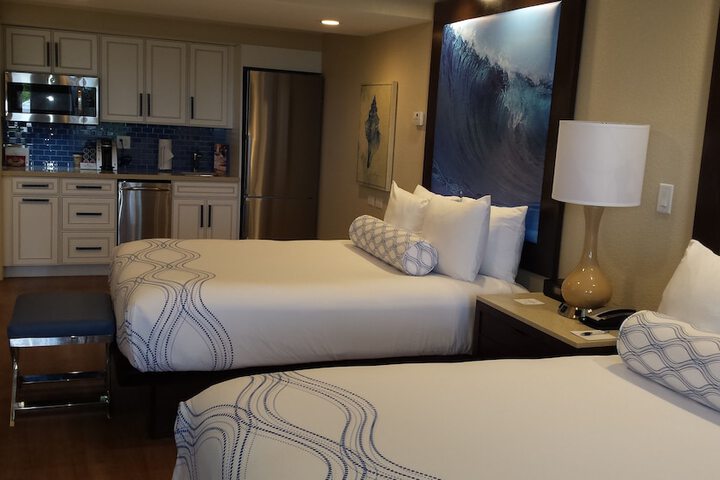 Room 25 of 60