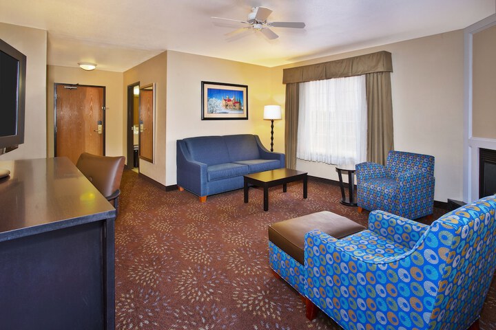 Holiday Inn Express Mackinaw City by IHG