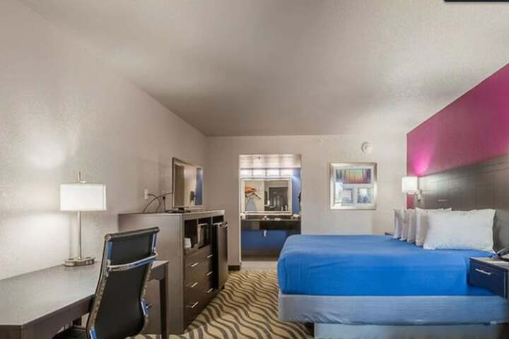 Stratford House Inns - Edmond