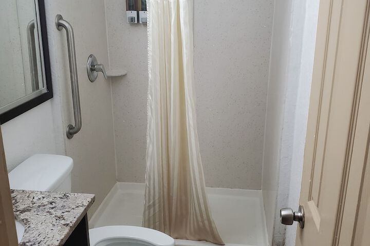 Room 19 of 21