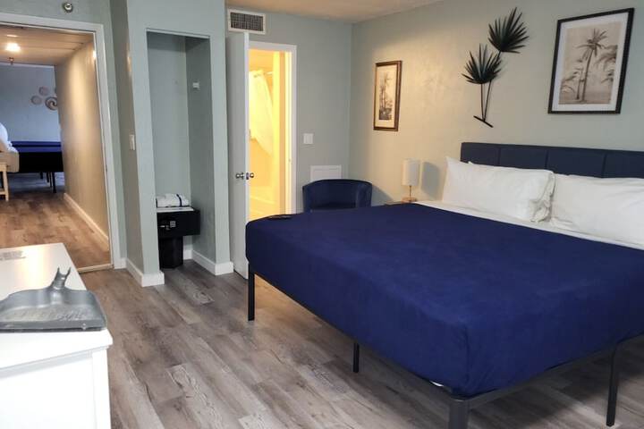 Room 49 of 64