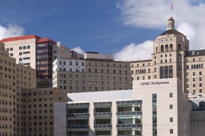 Hampton Inn & Suites Pittsburgh-Downtown