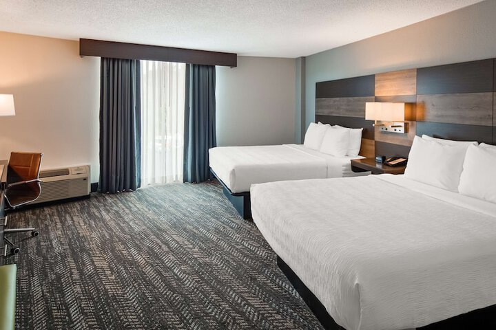 Room 34 of 49