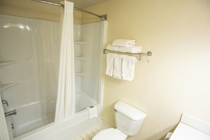 Country Inn & Suites by Radisson Harrisburg West Mechanicsburg