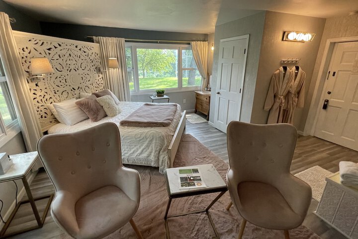Room 38 of 60