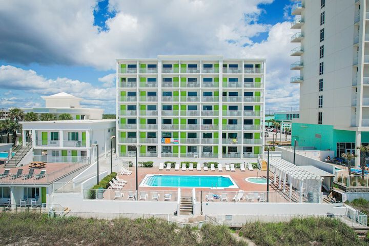 Hotel 6 of 24