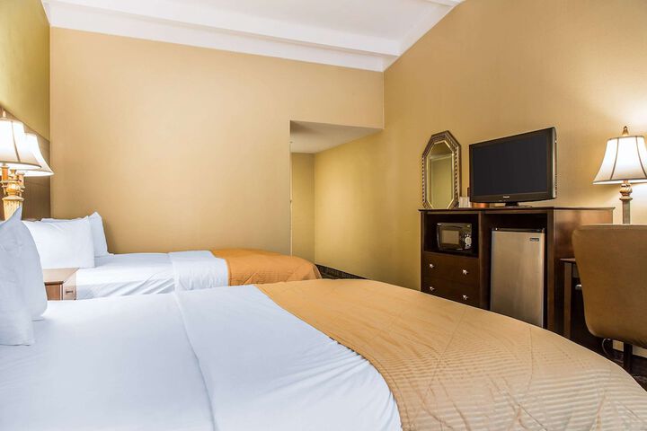 Room 21 of 49